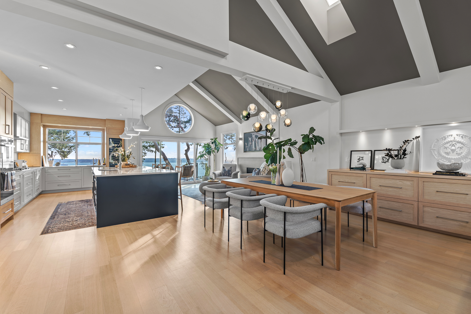 #8 - 5110 Alderfeild Place